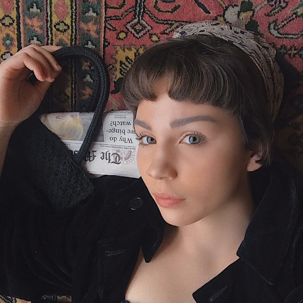 Meet your Posher, Naomi